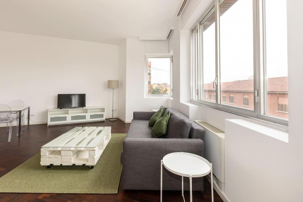 Ferienwohnung Elegante Bilocale Porta Genova - Mirable Pm Mailand Exterior foto
