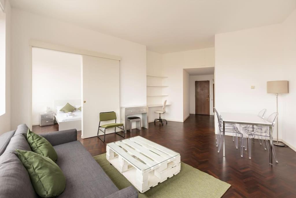 Ferienwohnung Elegante Bilocale Porta Genova - Mirable Pm Mailand Exterior foto